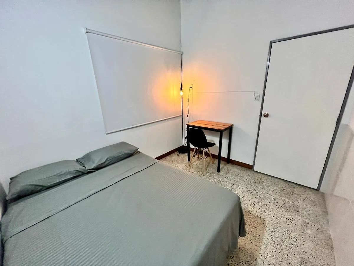 Sereni Laureles Hotel Cafe Medellín