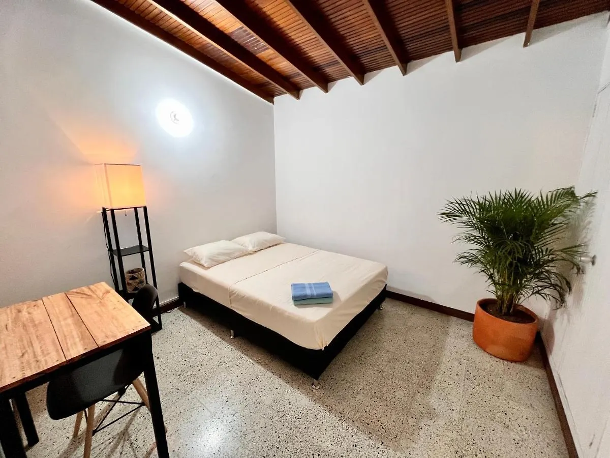 Sereni Laureles Hotel Cafe Medellín