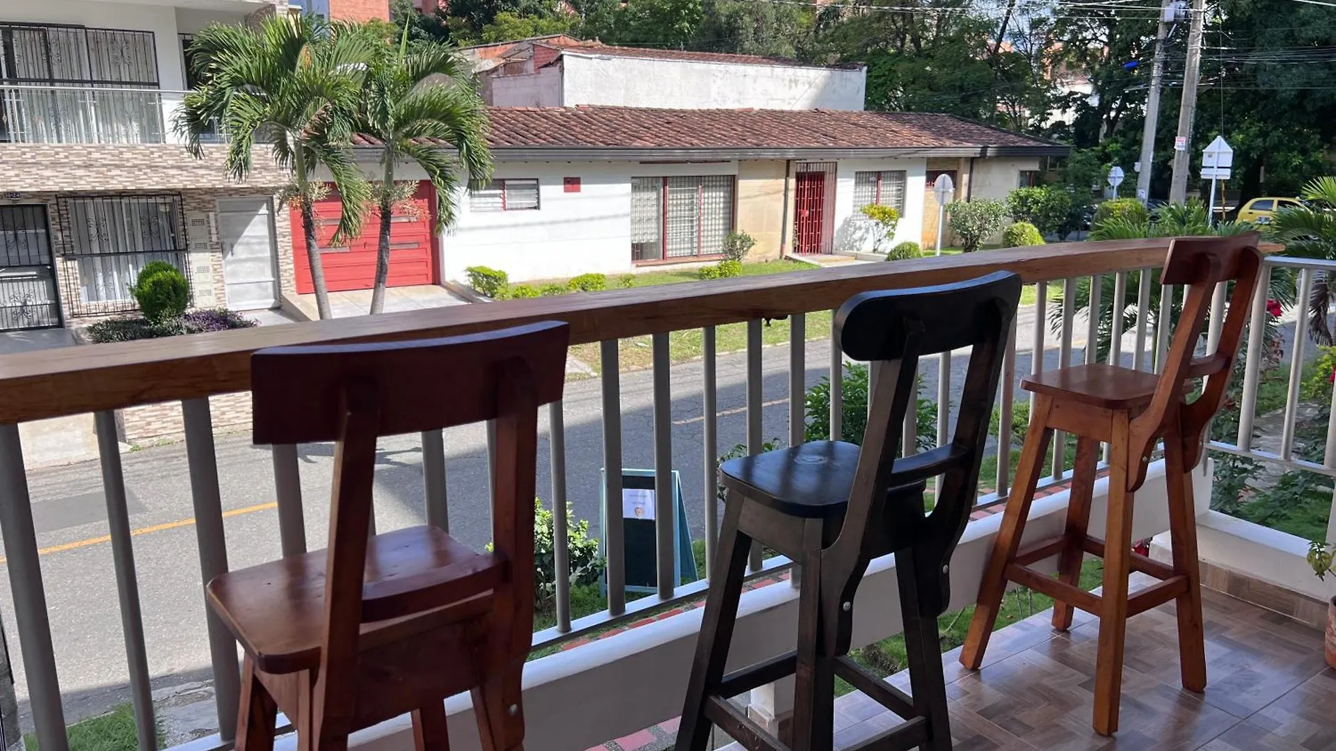 Pensión Sereni Laureles Hotel Cafe Medellín