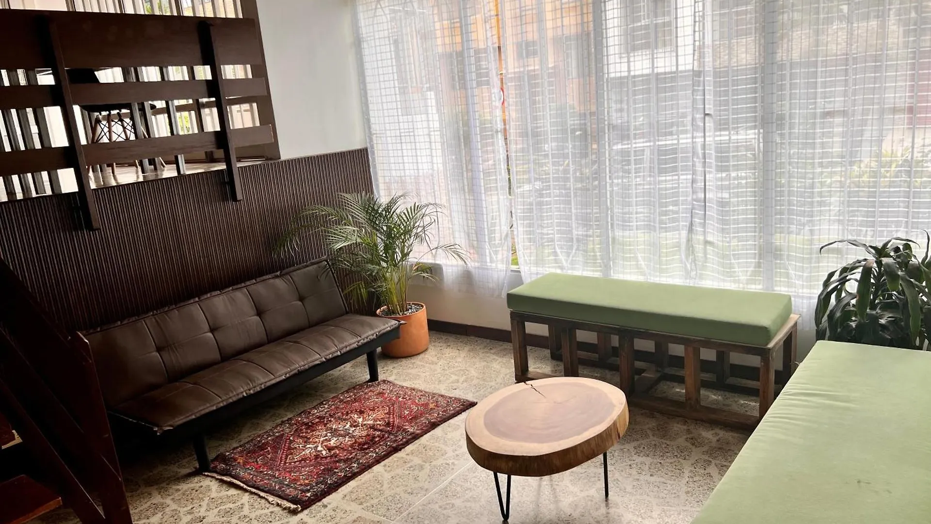 Sereni Laureles Hotel Cafe Medellín